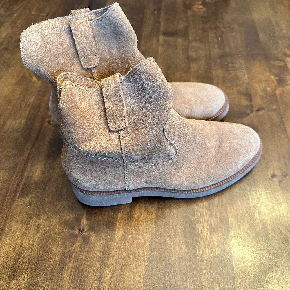 Lucky Brand Size 6.5 Bootie Brown Suede Boot Heel Comfy‎ Classic 🤎